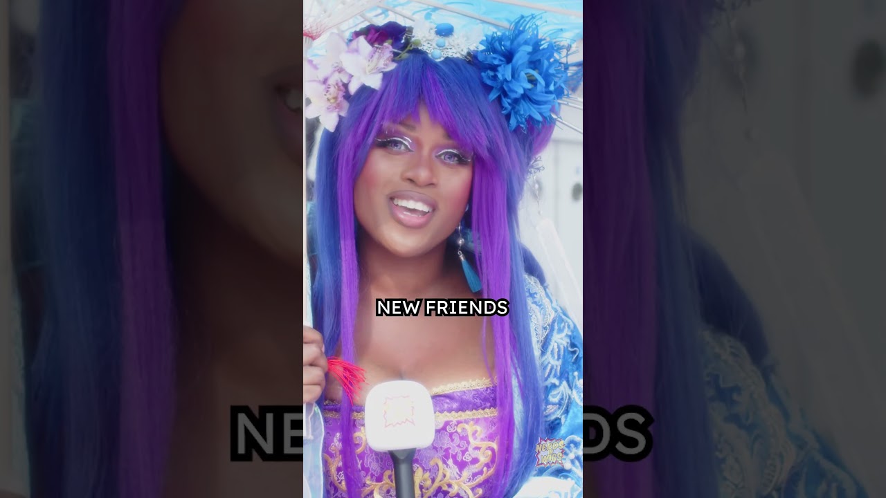 Tips for new / beginner cosplayers 🎤 Cosplayer interviews at comic con #shorts #cosplay