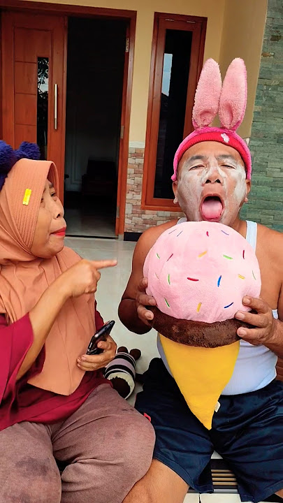 There's an ice cream vendor, don't look at me #shorts #viralvideo #funny