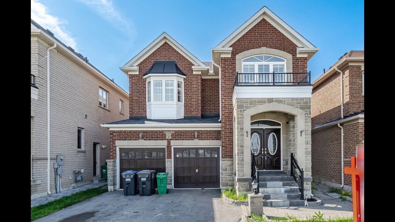 172 Castle Oaks Crossing, Brampton Home - Real Estate Properties
