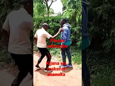 Kijana Wa Makenzie Ananuka