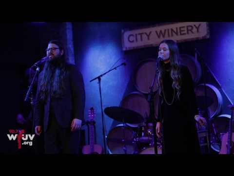 Flo Morrissey and Matthew E White - "Look At What The Light Did" (Live at City Winery)