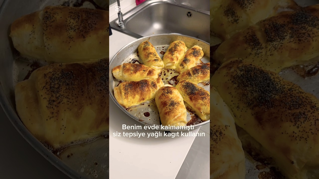 Okula beslenmeye süper börek #viralvideo #yemektarifleri #shortvideo #pratiktatlitarifleri Okula beslenmeye süper börek #viralvideo #yemektarifleri #shortvideo #pratiktatlitarifleri