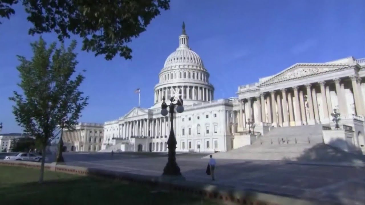 Congress works on gun reform deal