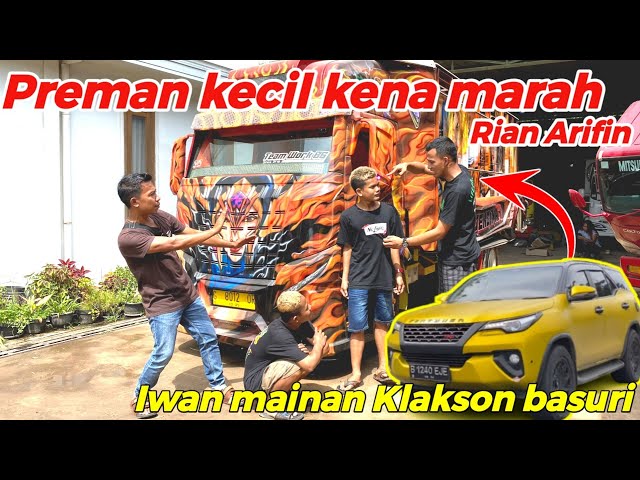 Rian Arifin Hajar Preman Kecil Gara-Gara Main Klakson Basuri !!! class=