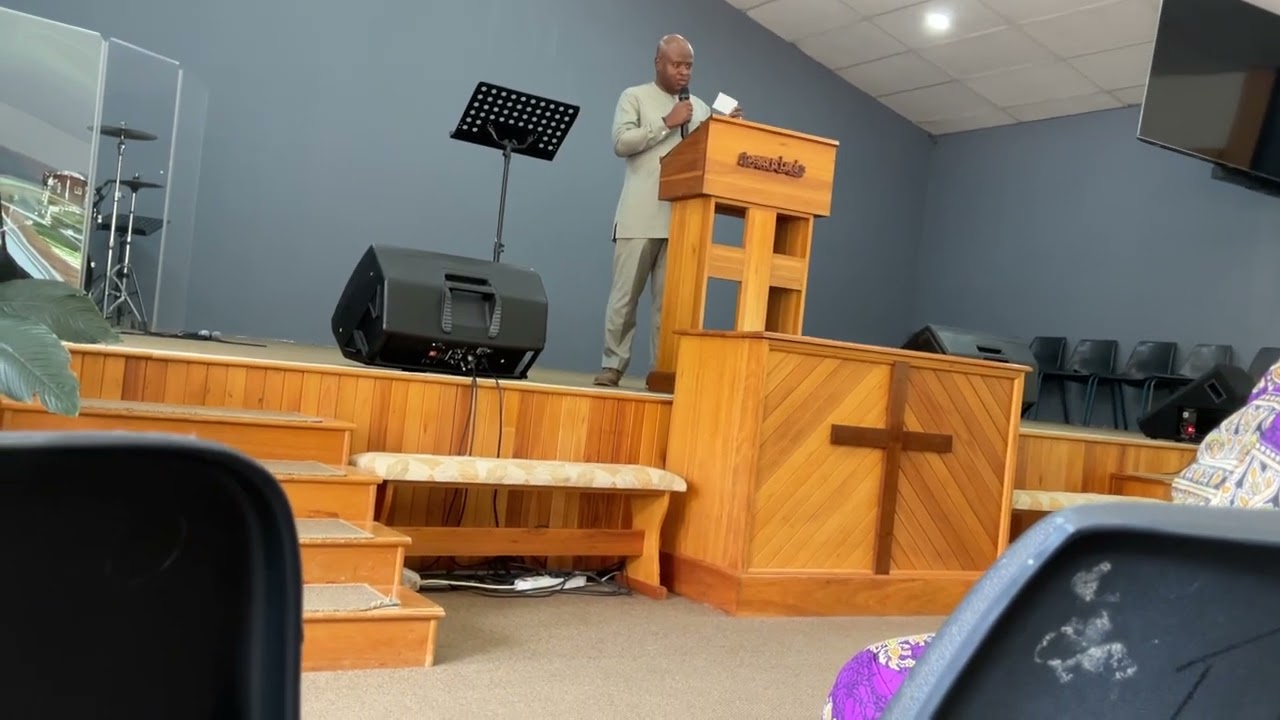 Dr Okoro preaching at IMAG Youth Conference 