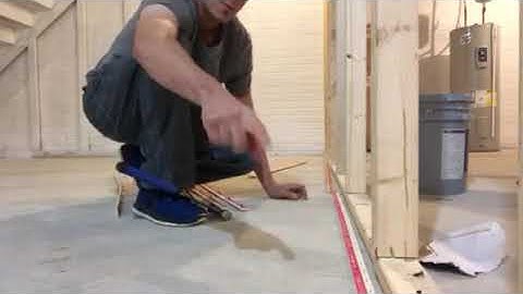 Installing carpet strips on concrete subfloor