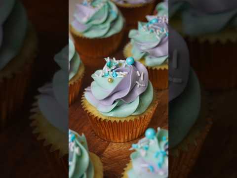 Two-toned buttercream tutorial 