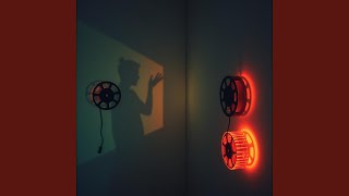 Shadows keep on dancing (Remix)