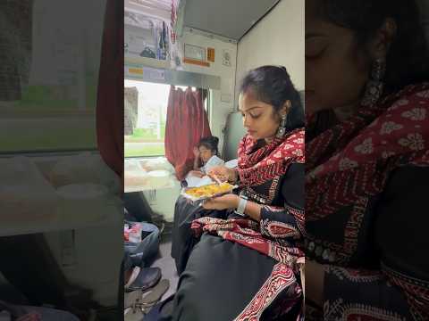 మావారు నాకోసం ఎగ్ ఫ్రైడ్ రైస్ తీసుకున్నారు |ట్రైన్ లో డాక్టర్ కోసం చూసి చూసి