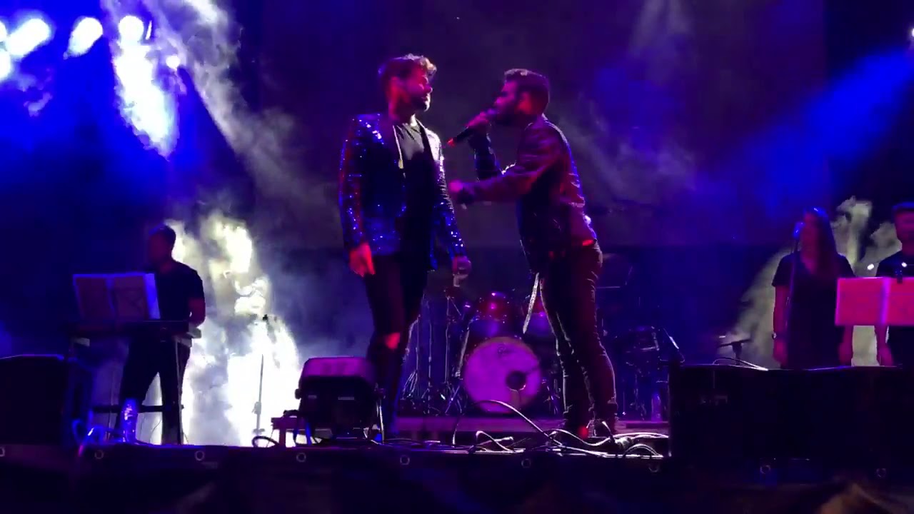 Agoney y Ricky cantan Mientes (Gala 3) en el Concierto de Calatayud, Zaragoza 8-9-18 spotify customer service