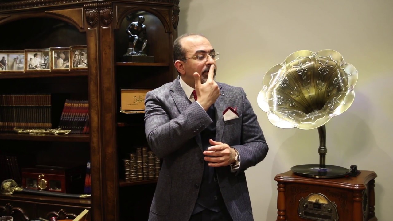 اسال دكتور  حسام عن (عملية تجميل الانف ) مع ا.د/ حسام ابو العطا