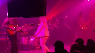 Elle King - It Girl, live @ Upstate Concert Hall April 24, 2019 Clifton Park NY