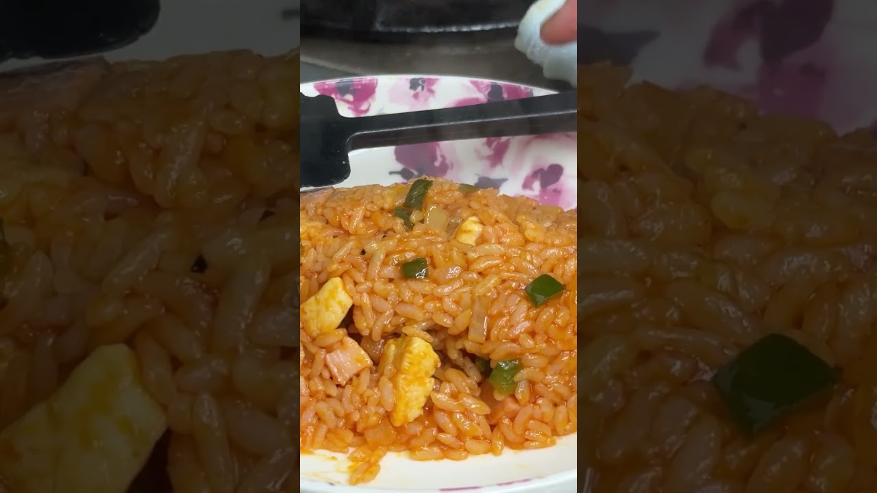 歌舞伎町ホストの胃袋を支える料理人！まかないは親子丼!!