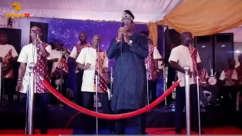 ADEWALE AYUBA DAZZLES FANS WITH BONSUE VIBES AT 50TH BIRTHDAY PARTY OF HON SEGUN OLOLUDE ELENIYAN