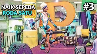 ATRAKSI BADUT LUCU ~ Naik Sepeda Roda Satu Di PTC Pulogadung