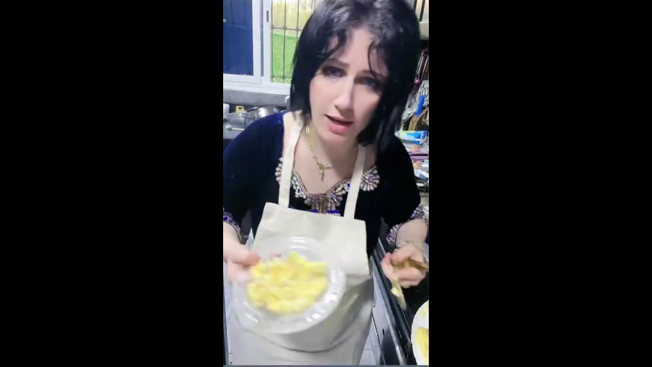 SULTANA CHERINE LIVE