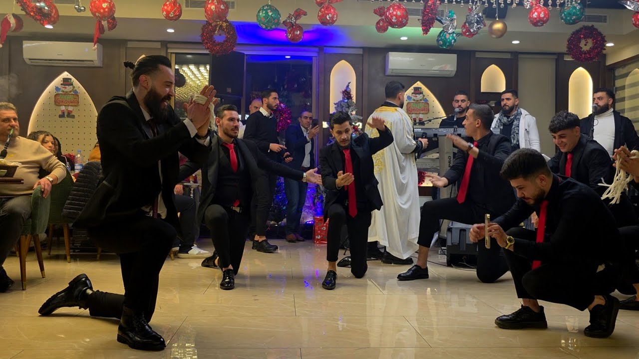 فرقة آسياد الدبكة اللبنانية تشعل حريقة الدبكة في ليلة الميلاد مع الصوت الذهبي الفنان علي سلطان 🔥