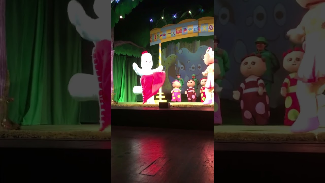 In the night garden live end song 2019