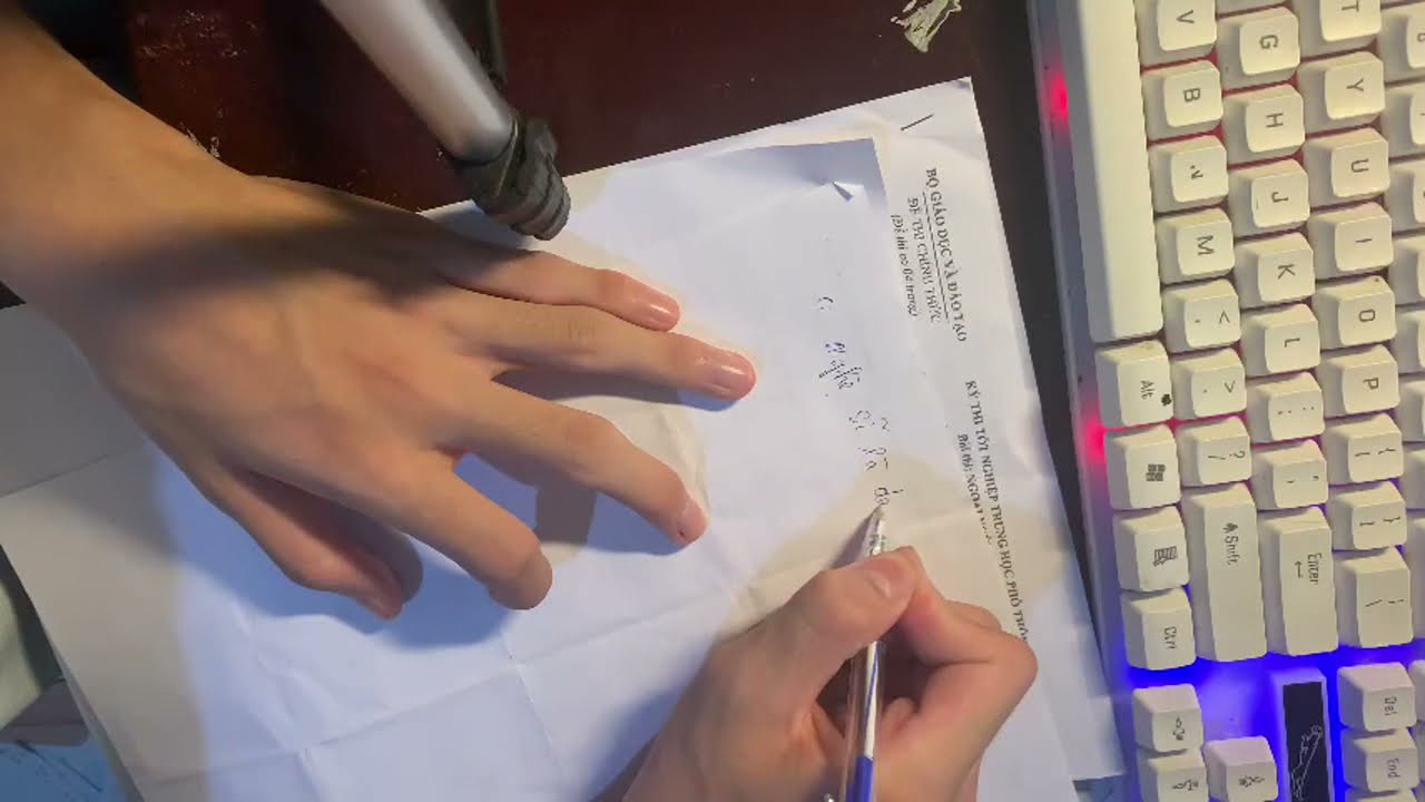 ceisteanna scrúdaithe teanga iasachta a shocrú