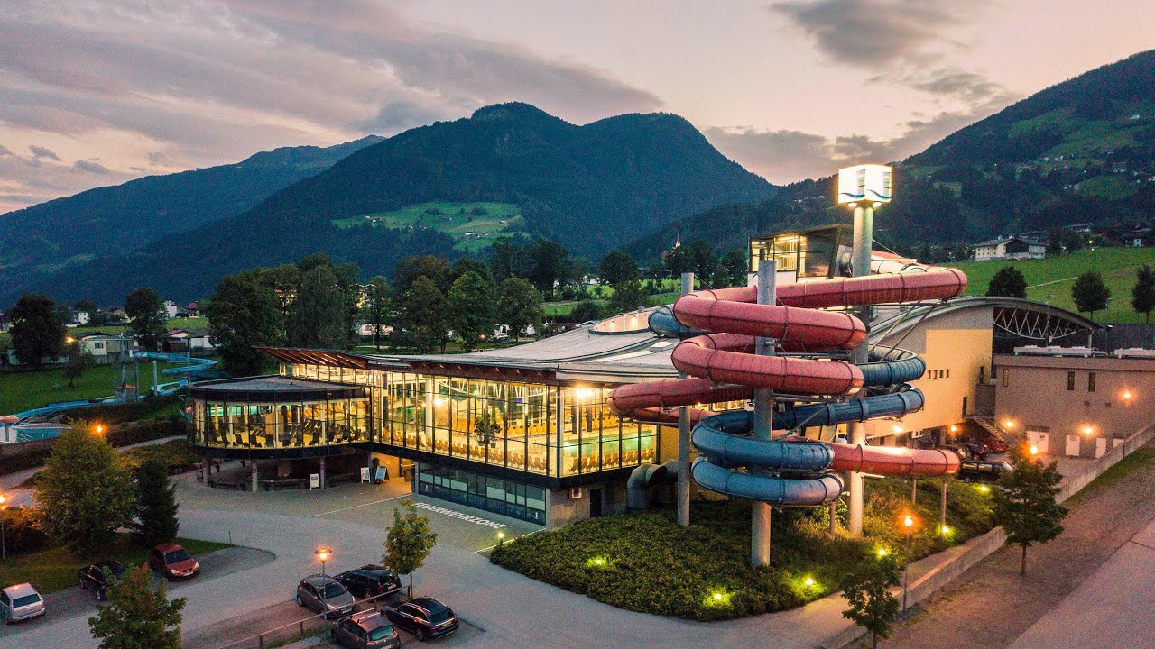 Erlebnistherme Zillertal Tirolnull