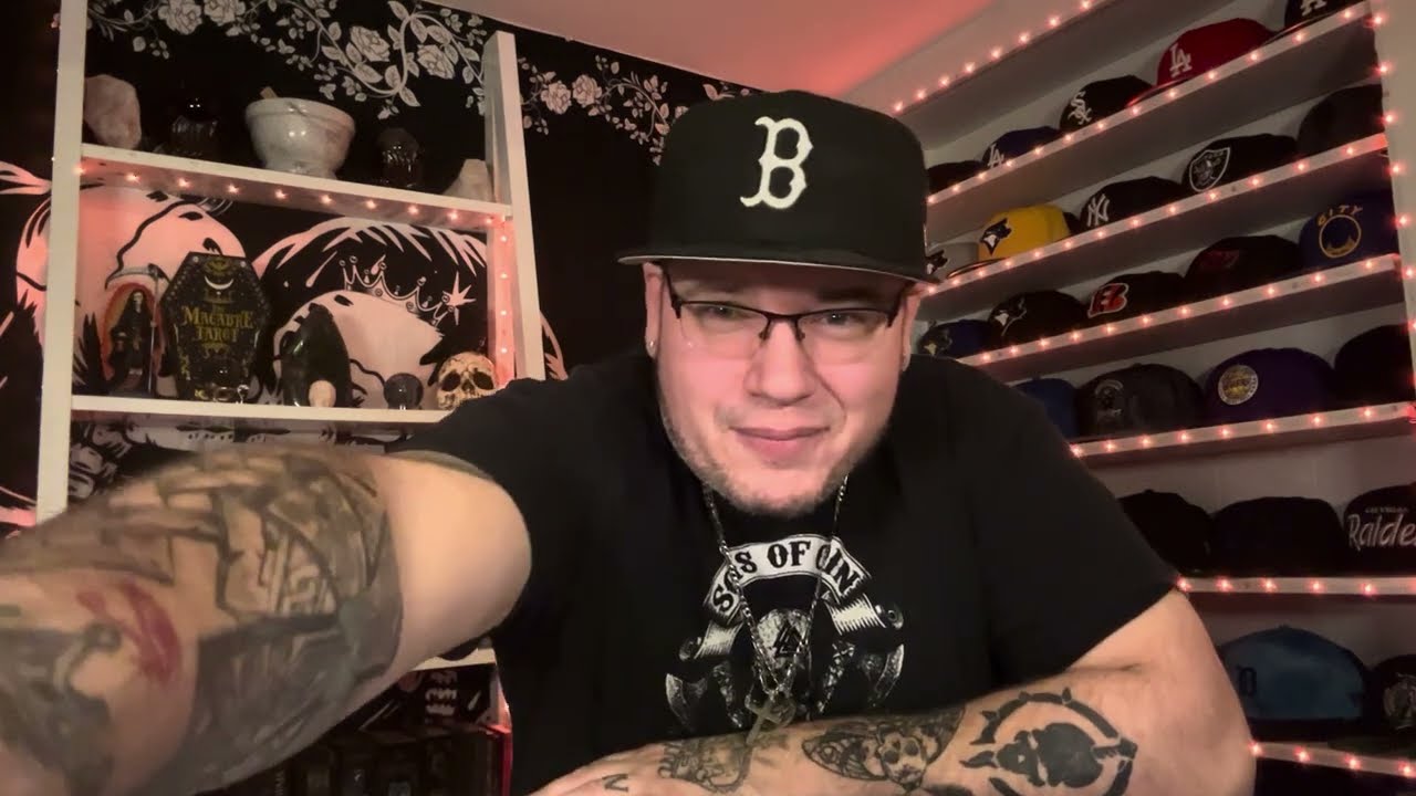 ARIES ♈️ “Their eyes are telling a different story” Tarot love reading