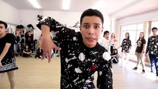 BUMBUM TAM TAM MC FIOTI Coreografia de @leocosta oficial