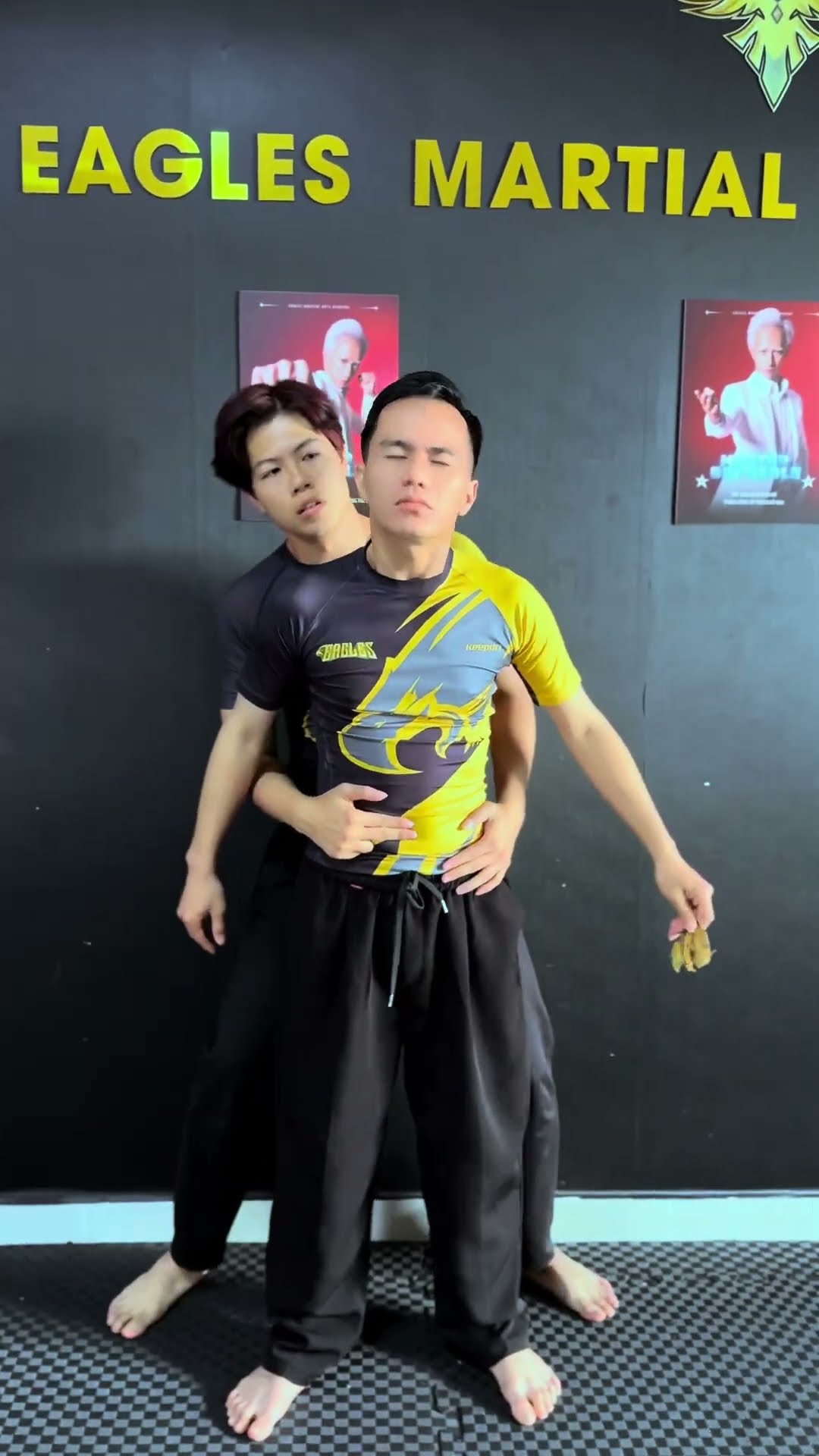 Cách xử lý khi hóc dị vật [BEN EAGLE] #beneagle #martialarts #fighting #action #entertainment