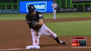 PHI@MIA: Kelly rips a triple down the line in right