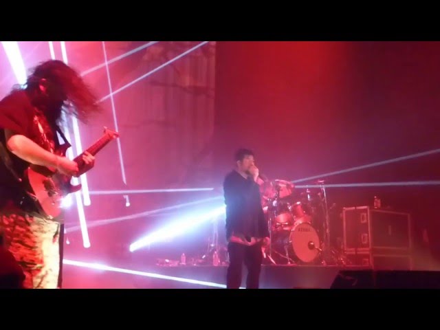 Deftones - Doomed User (Houston 03.22.16) HD class=