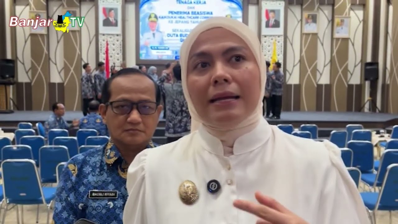 PEMKOT BANJARMASIN LEPAS 15 DELEGASI TENAGA KERJA KE JEPANG