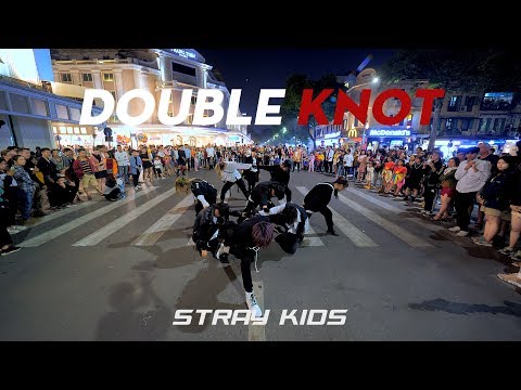 [KPOP IN PUBLIC] Stray Kids (스트레이키즈) \