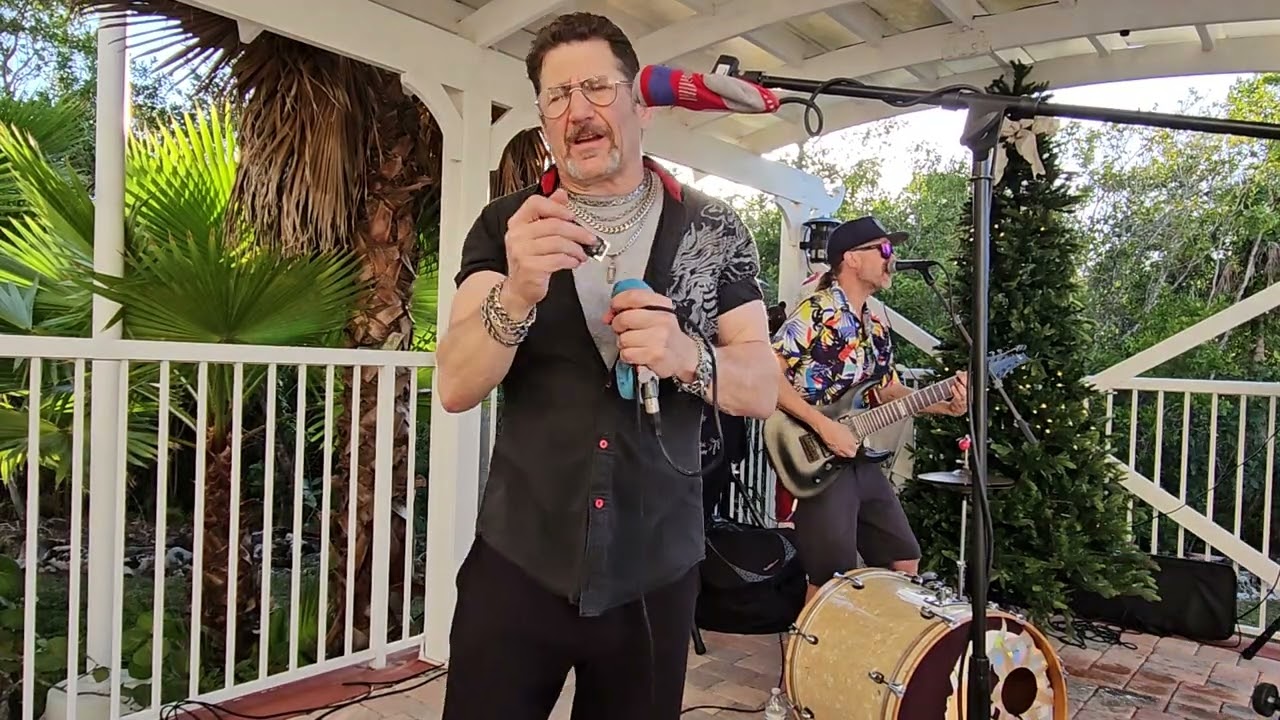 Steve Wik & Chuck Ruby playing "Sweet Love" ➕️ the Dave Fulkerson classic "Give Yourself Some Grace"