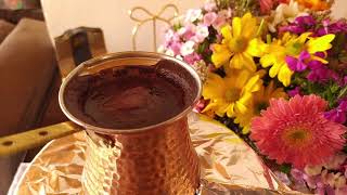 بن العلبي مع هال Kakuleli Olabi Kahve