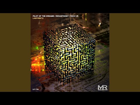 Labyrinth bekijken op YouTube