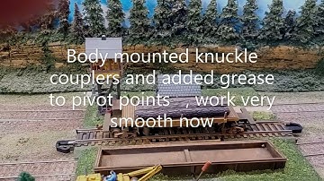 HO scale operating log unloader