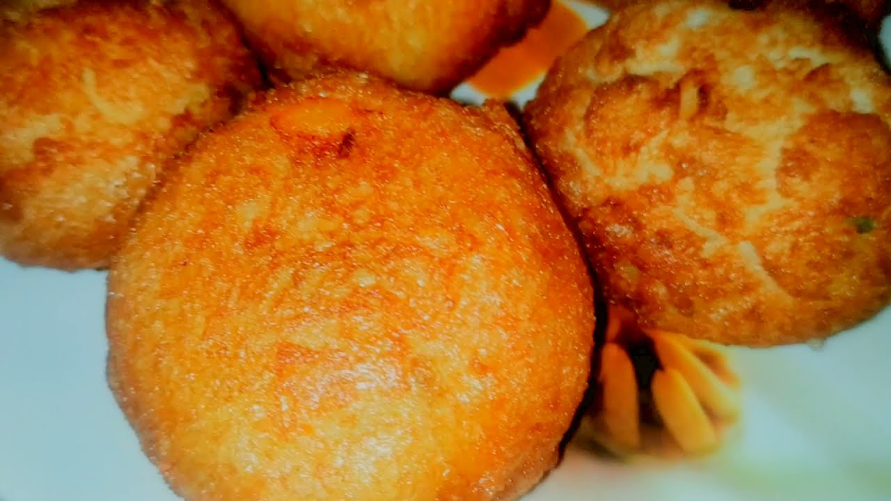 Crispy Potato Bread Rolls | Stuffed Potato Bread Rolls | Easy Snacks Recipe | Toasted