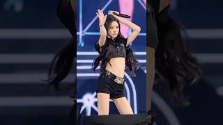 260823 미야오 안나 울음투혼 "HANDS UP" 직캠