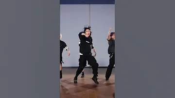 Stray Kids Chk Chk Boom Dance Practice Mirrored 
