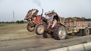 old model messy tractor failed to pulled jeck trolley