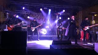 Ewa Farna - Kočka na rozpálené střeše, Ticho (Ostravske Vanoce, 01.12.2017)