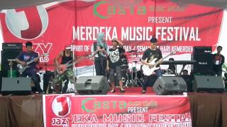 BLOODY ROSE   Tak ada yang abadi (cover Suku Qlawu) at Tanjung Morawa