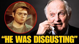 He Utterly Hated Gary Burghoff, Now We Know The Reason Why