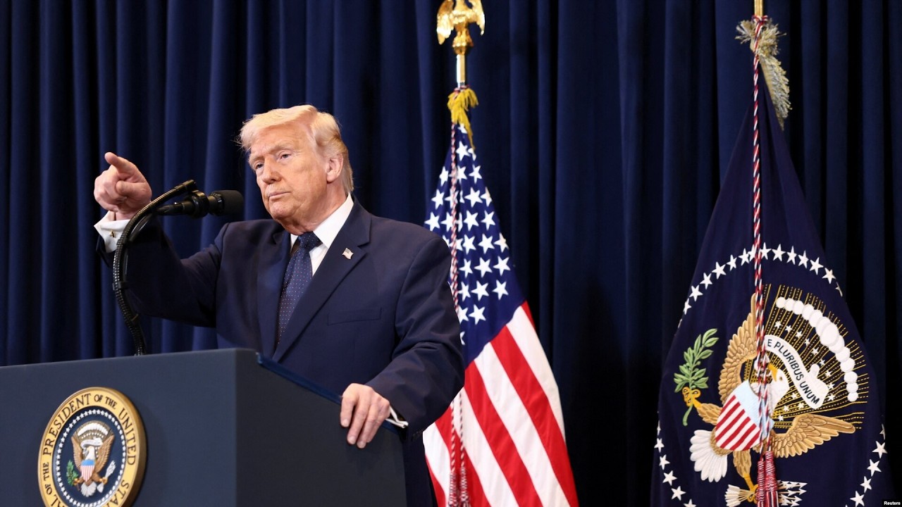 直播：特朗普总统举行新闻发布会