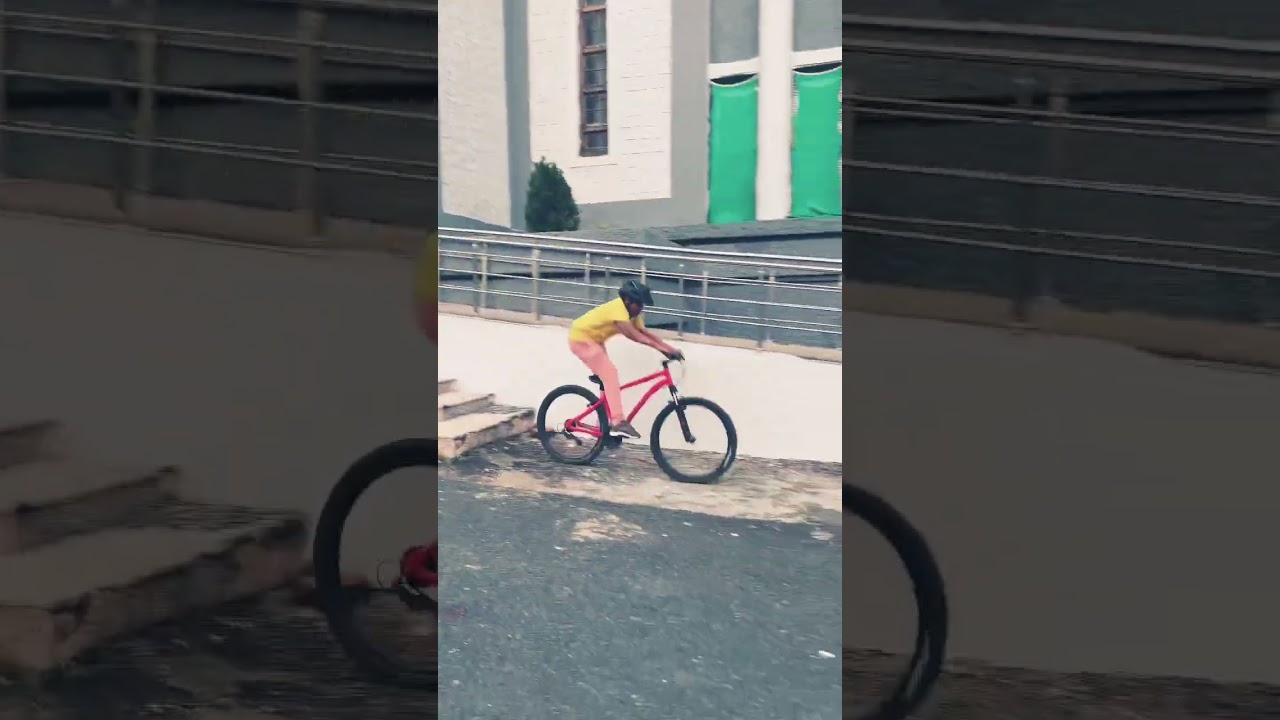 Late for school 😨😱