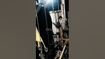 Derrickman Working #rig  #ad #drilling #oil #tripping #derrickman