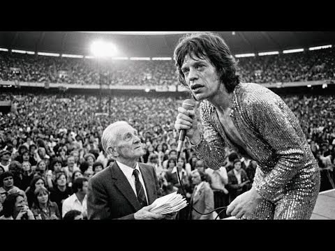 U2 with Mick Jagger \u0026 Fergie: Gimme Shelter - Live from Madison Square Garden (2009)