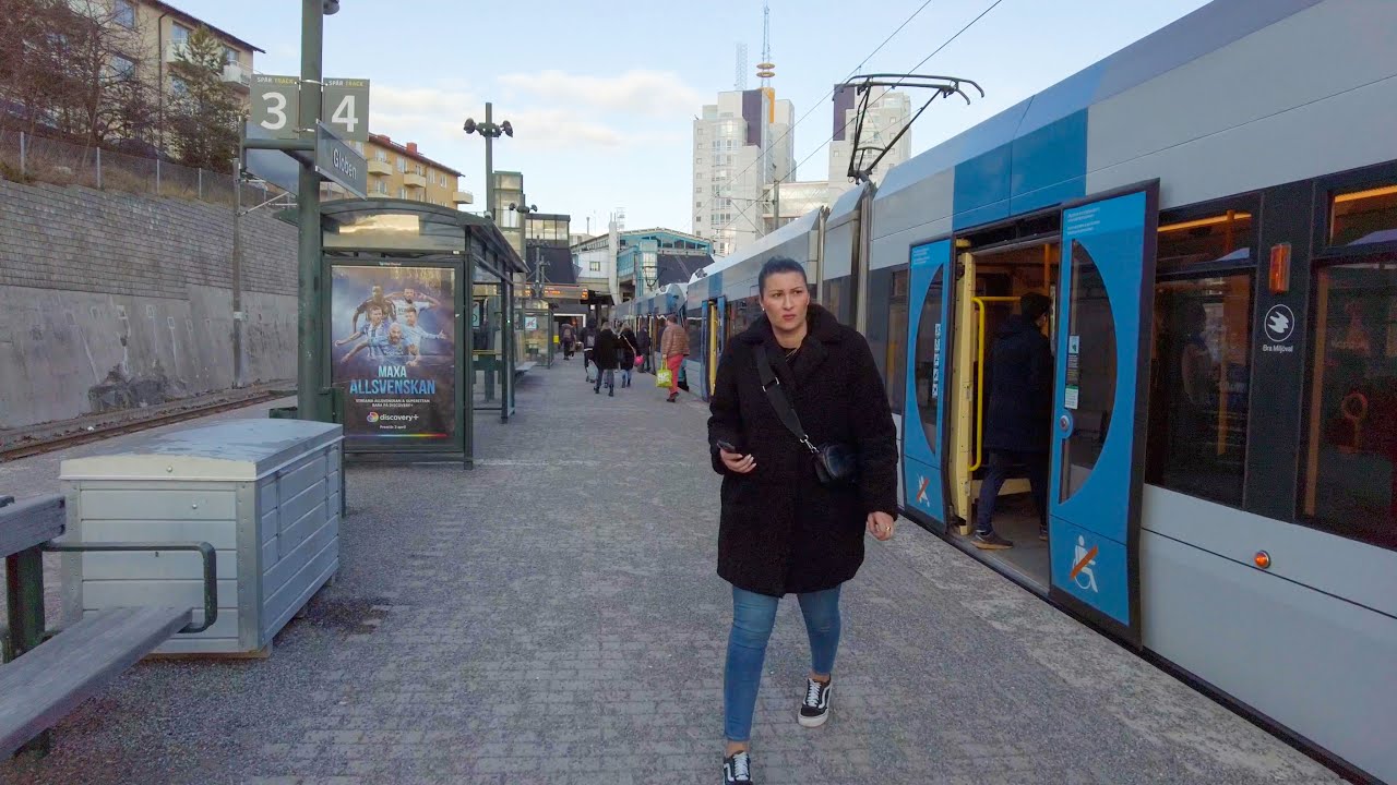 Walking in Stockholm, Sweden - Globen to Gullmarsplan