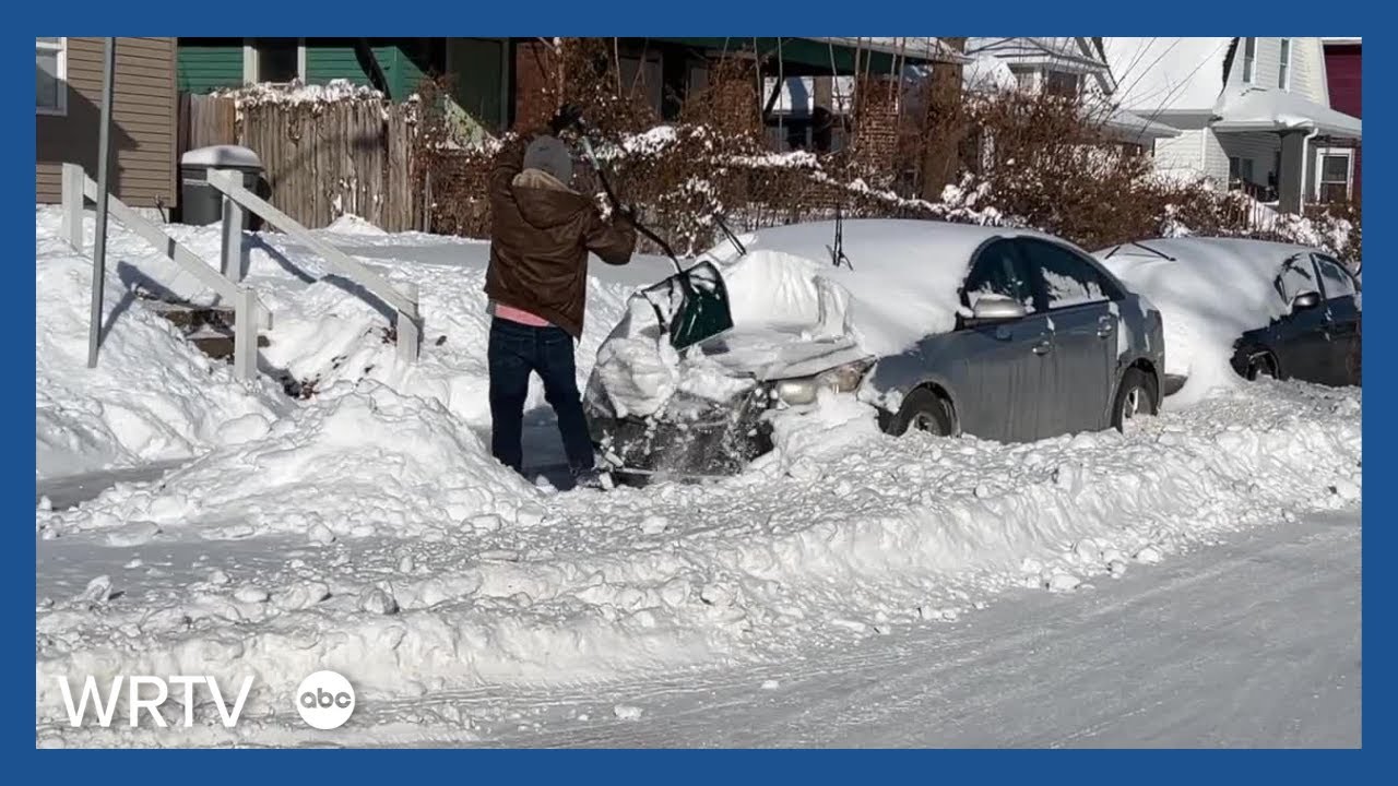 Indy DPW crews work overtime as some residential streets remain snow-covered