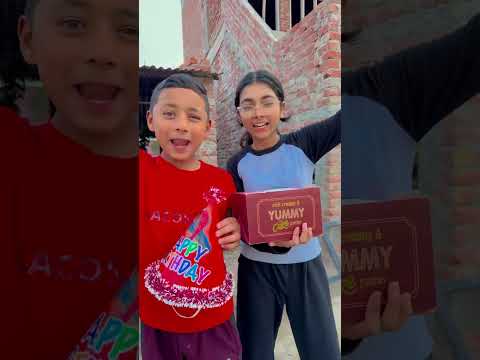 Sare bolo happy birthday โค๏ธ๐ #shorts #uttarakhandifunnycouple #love