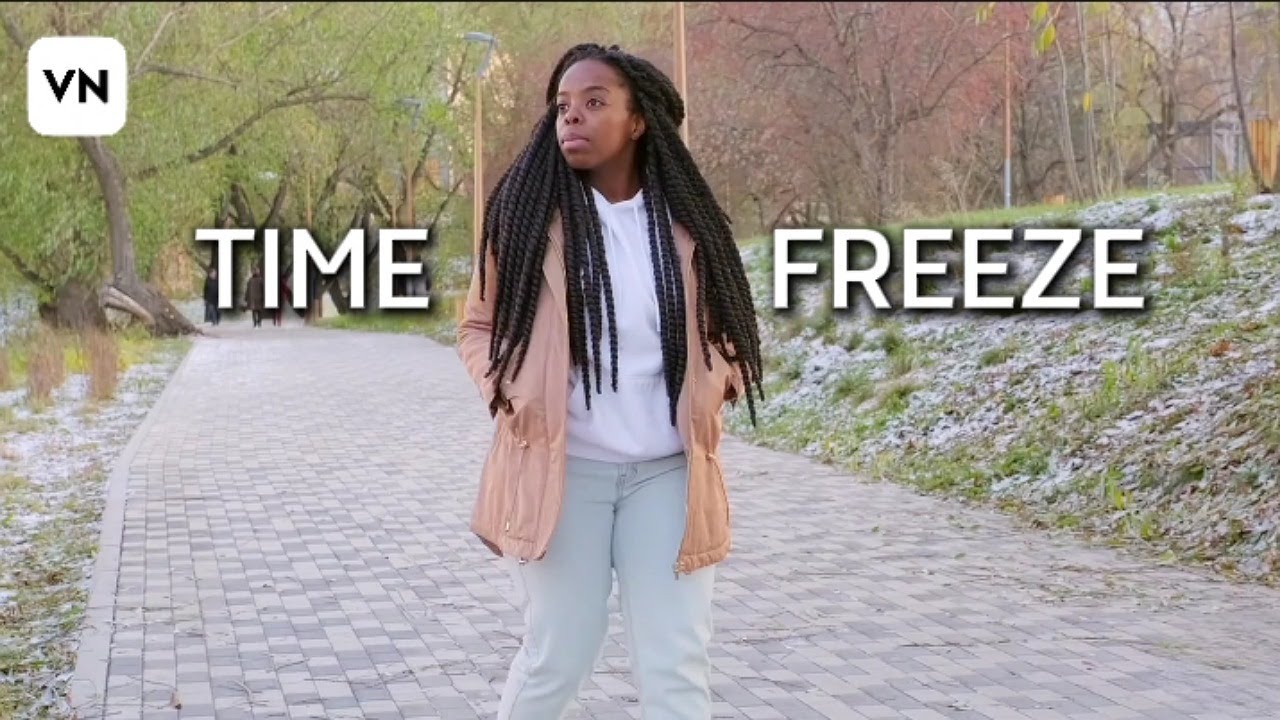 How to time freeze on vn video editor